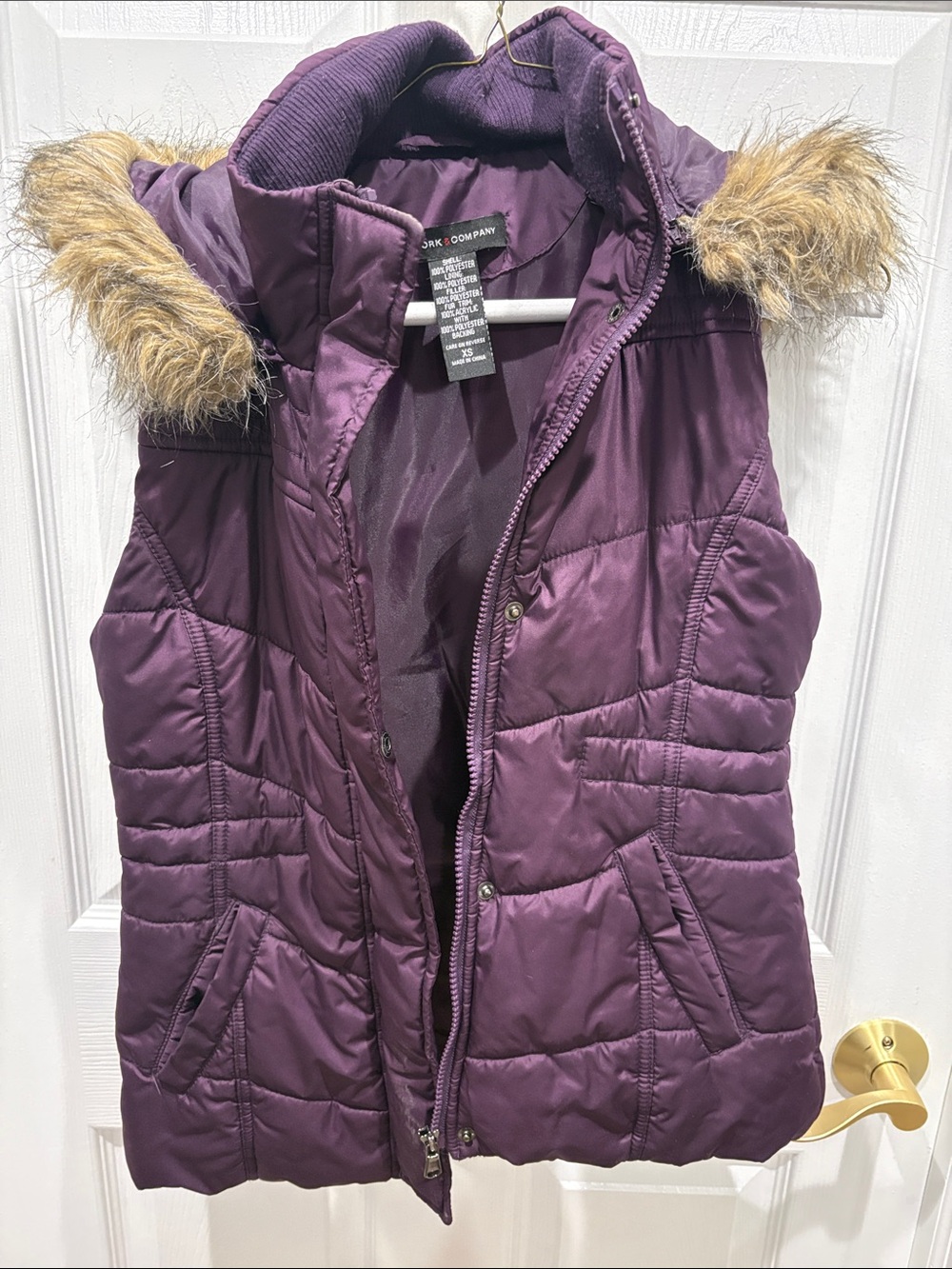 New York & Co puffer vest